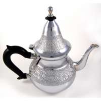 Tea pot